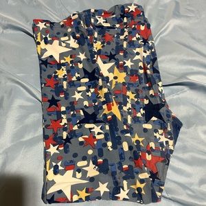 LuLaRoe 4th of July collection, buttery soft leggings
